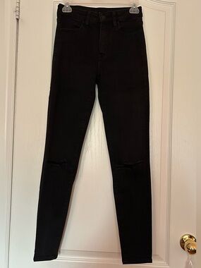 💜 American Eagle Outfitters Black Super High-Rise Skinny Jegging